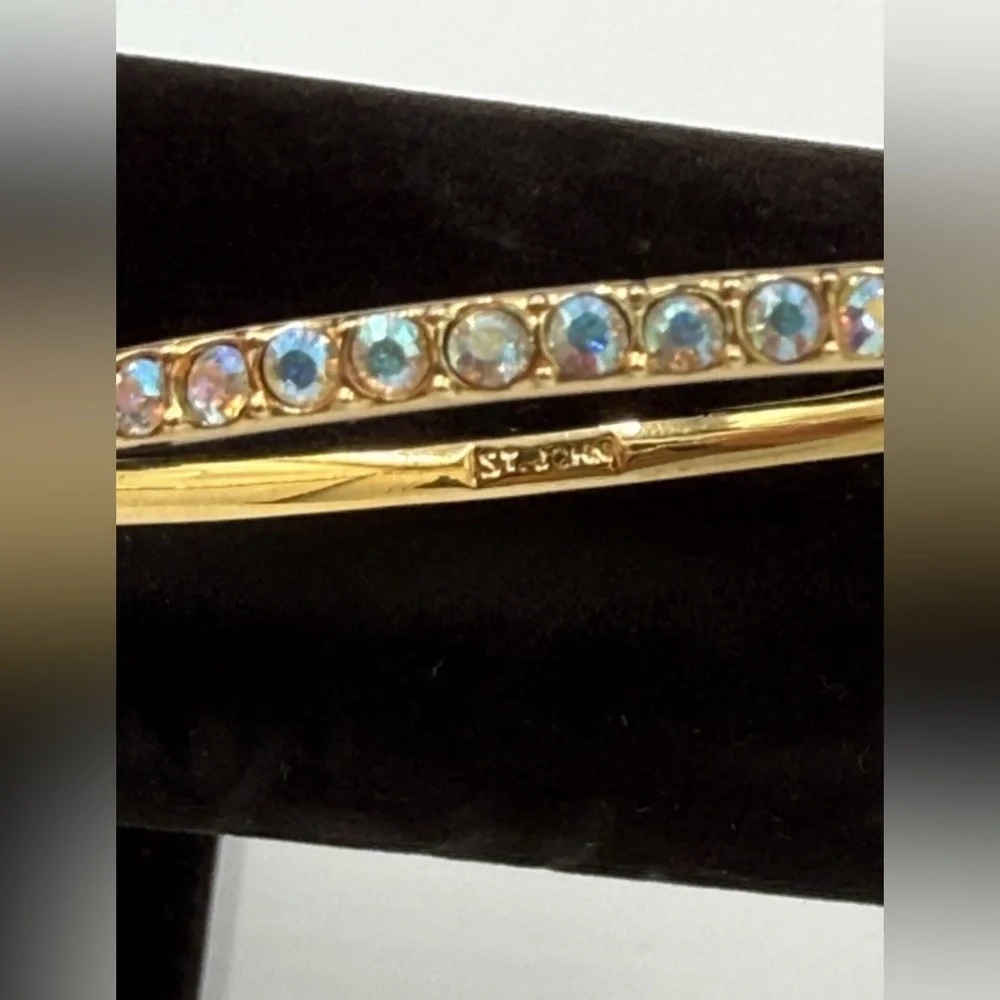 St. John Gold Plate Bangle Bracelet Iridescent Clear Swarovski Crystals 8.25" - Picture 3 of 7